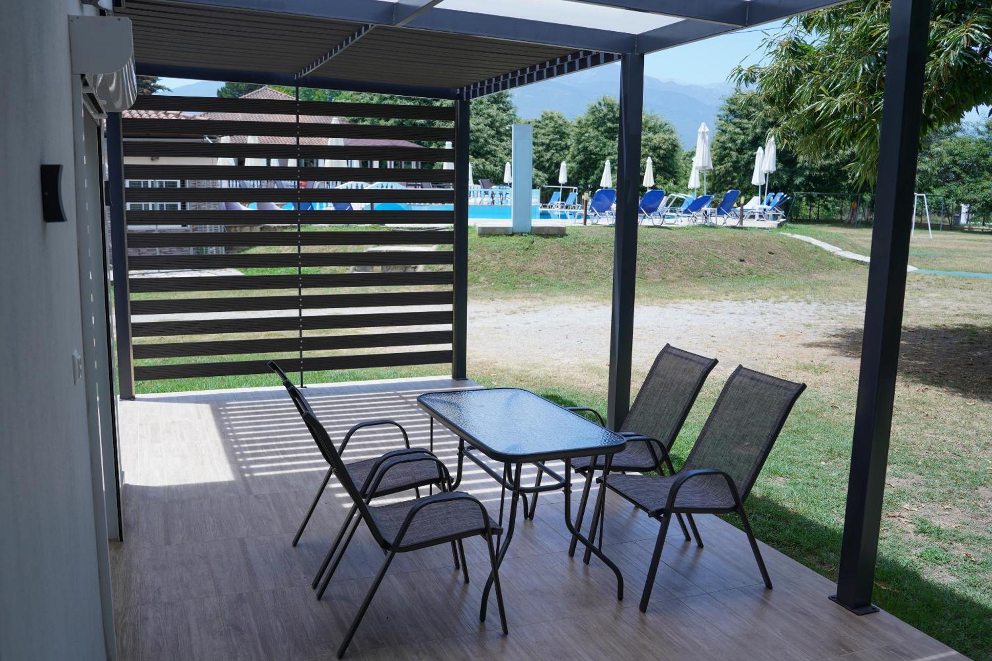 Sintrivanis Resort Beach Paralía Skotínis Eksteriør billede