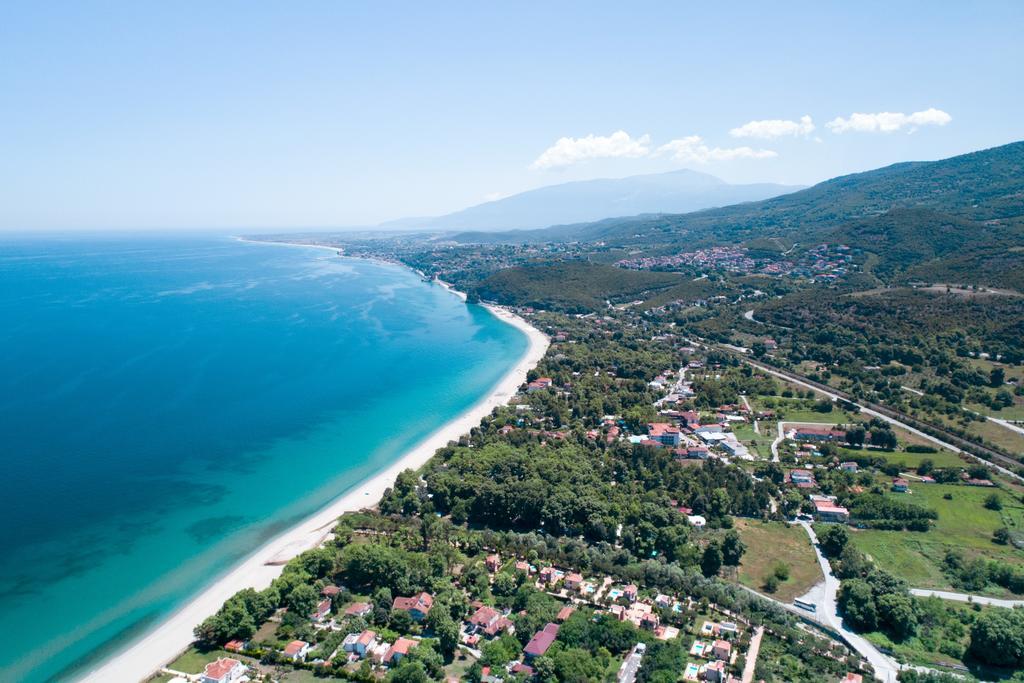 Sintrivanis Resort Beach Paralía Skotínis Eksteriør billede