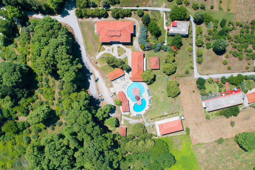 Sintrivanis Resort Beach Paralía Skotínis Eksteriør billede